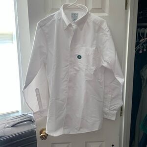 L.L. Bean Wrinkle-Free Classic Oxford Cloth Shirt Medium white